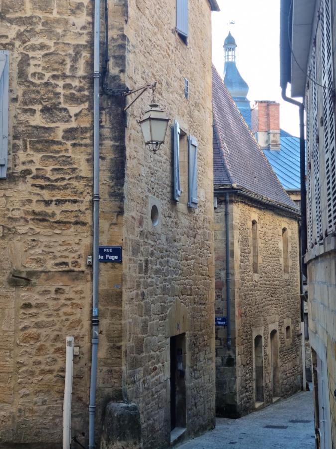 La maison de Lily au cœur de la cité Médiévale Sarlat Exterior foto